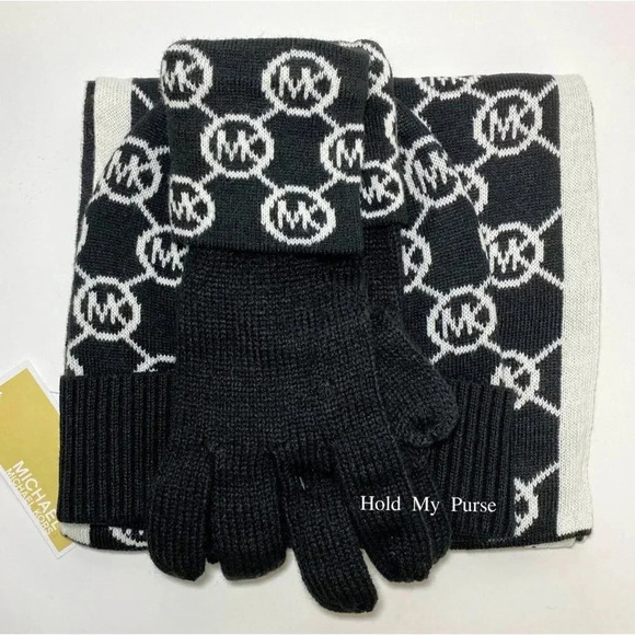 Michael Kors Accessories - Michael Kors Black & White Scarf, Hat, Gloves Gift Set